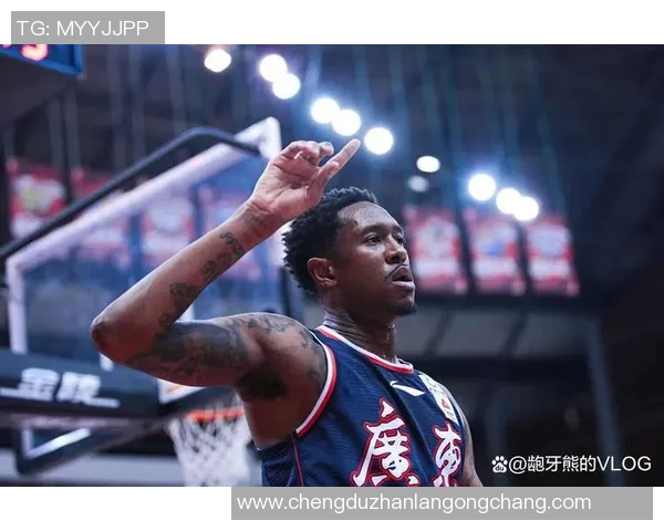 马尚布鲁克斯的篮球传奇之路与职业生涯的辉煌成就分析